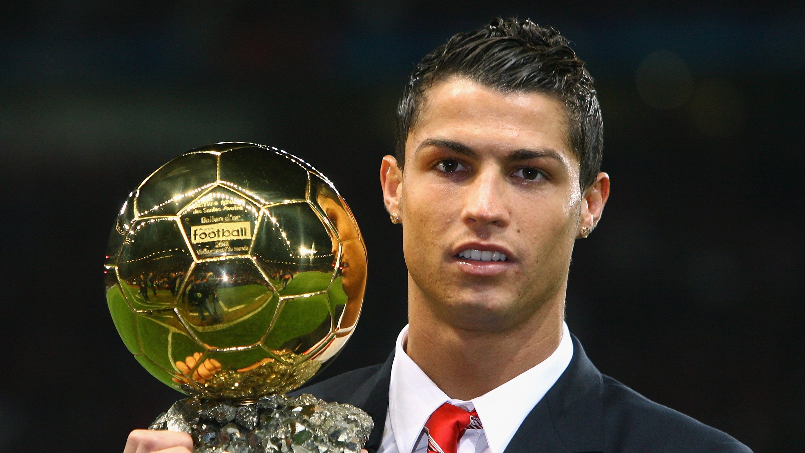 《PUBGMobile》“终极星际”线上大赛燃爆全场，极限操作震撼未来战场！